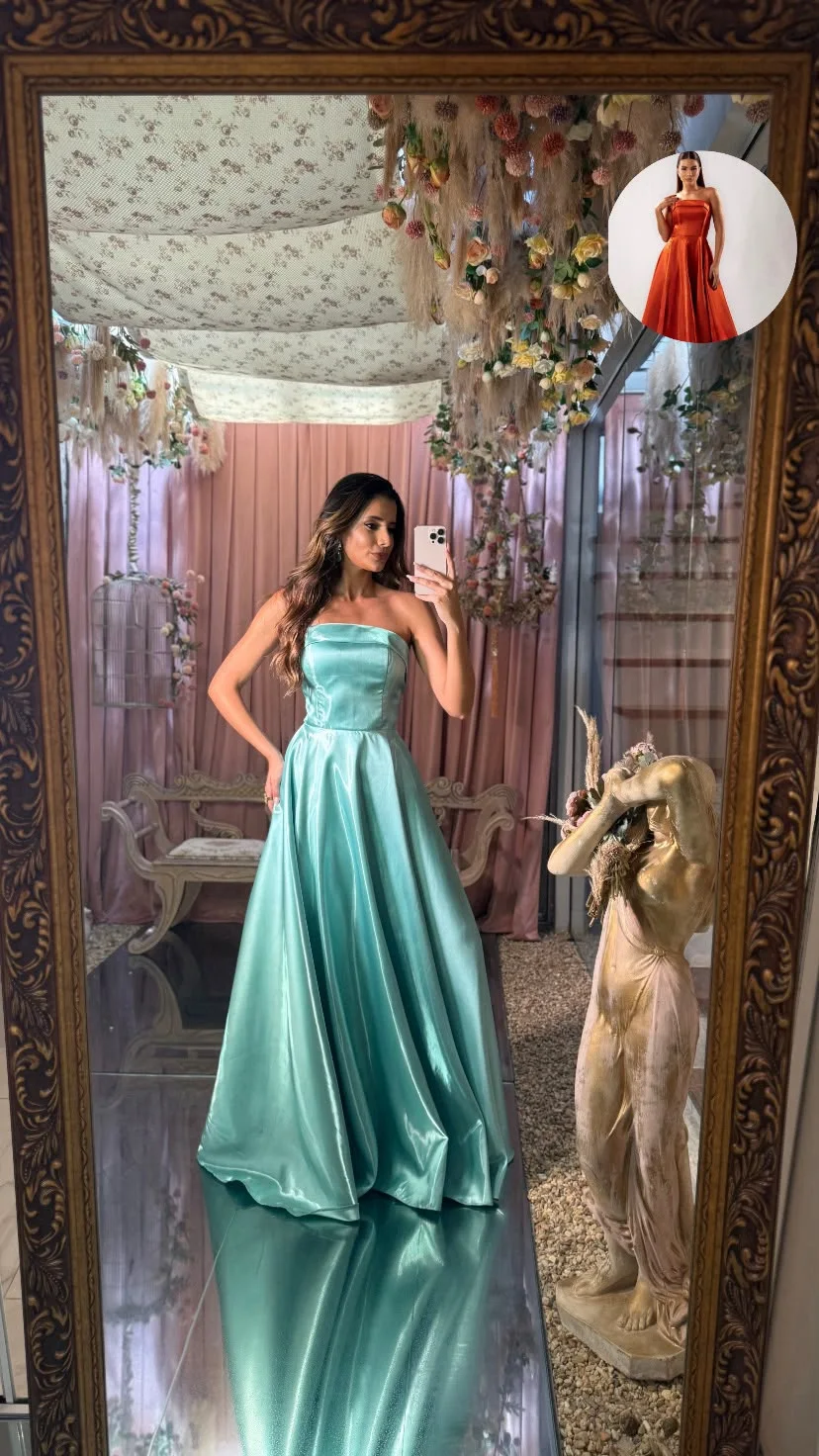 Vestido longo dourado com brilho